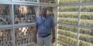 Botucatuense tem uma das maiores coleções de miniaturas de garrafas do Brasil Coleção de garrafas