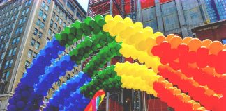 Parada LGBT em homenagem à Stonewall Inn. (Foto: Pixabay)