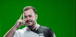 Fabio ‘Faah’ Resta: ‘na infância, eu trocava a partida de futebol por uma no jogo online’ Fabio-Faah-Resta-streamer-Araçatuba
