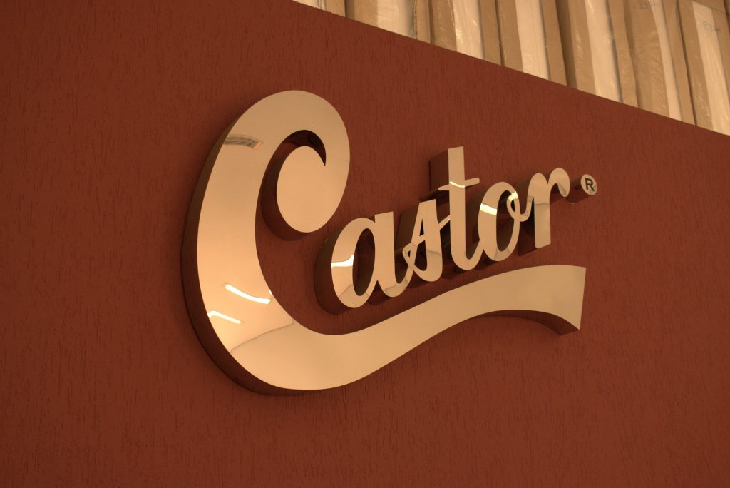 Foto do logotipo da Castor dentro da Exclusiva Castor da Rua Antônio Alves