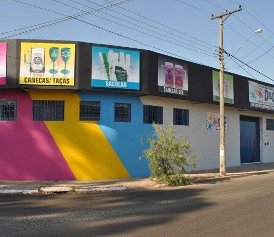 Empresa bauruense se torna referência nacional em copos personalizados