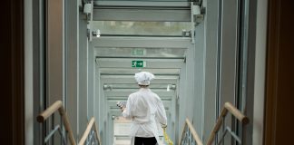 Vagas de Ajudante de Cozinha; Operador de Negócios; e muito mais…