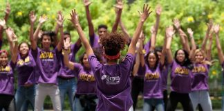 Instituto JCPM oferece oportunidade de inclusão e emprego para jovens que se comunicam por Libras