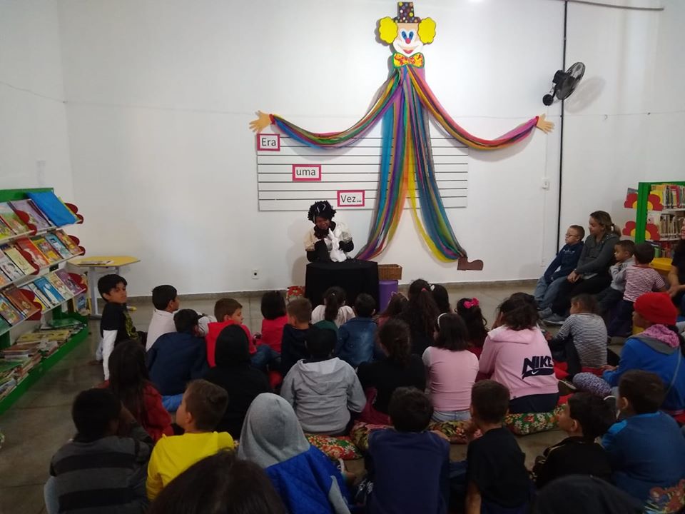 Atividade de contação de histórias durante o Projeto Férias no Matarazzo, em julho de 2019. 
