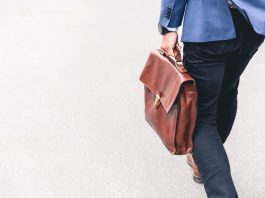 Tá procurando emprego? Confira mais de 260 vagas em Itapê hoje Ano novo começando e junto a ele a busca por empregos. Mais de 260 vagas abertas em Itapê hoje