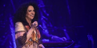 Gal Costa faz show em Aracaju com turnê do novo disco