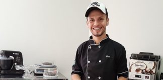 Vitor começou com bolos no pote e hoje tem o próprio ateliê