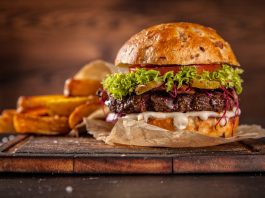 Dia Mundial do Hambúrguer: saiba quais hamburguerias fazem entregas em Mineiros