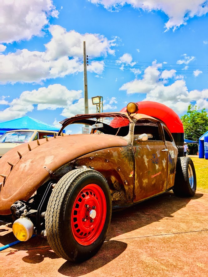 Os 100 Fusquinhas: conheça a história do grupo composto por amantes de carros antigos