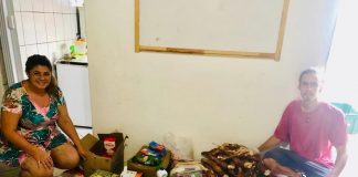 Jovens de Botucatu criam projeto e ajudam famílias que precisam de alimentos e pequenos produtores locais