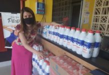 Drive Thru Solidário: população doa centenas de litros de leite em prol de famílias carentes