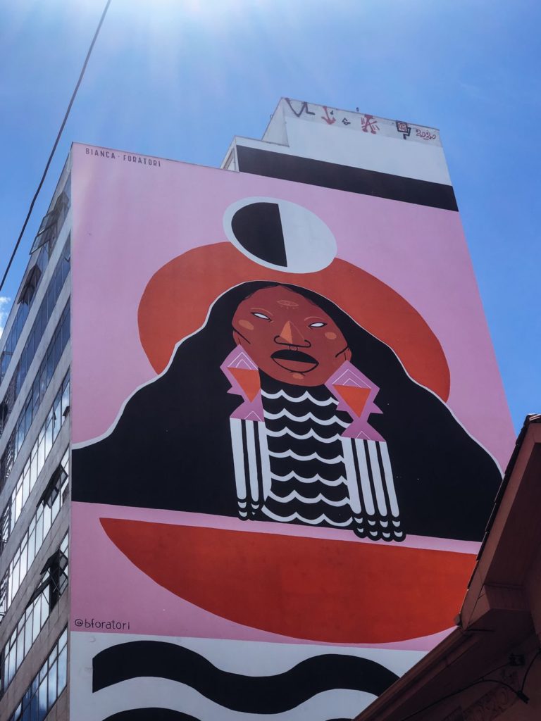 guardiã do japi, pintada na lateral de um prédio no centro de Jundiaí