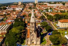 Empresas de São Manuel tem mais de 50 vagas abertas na cidade whatsapp